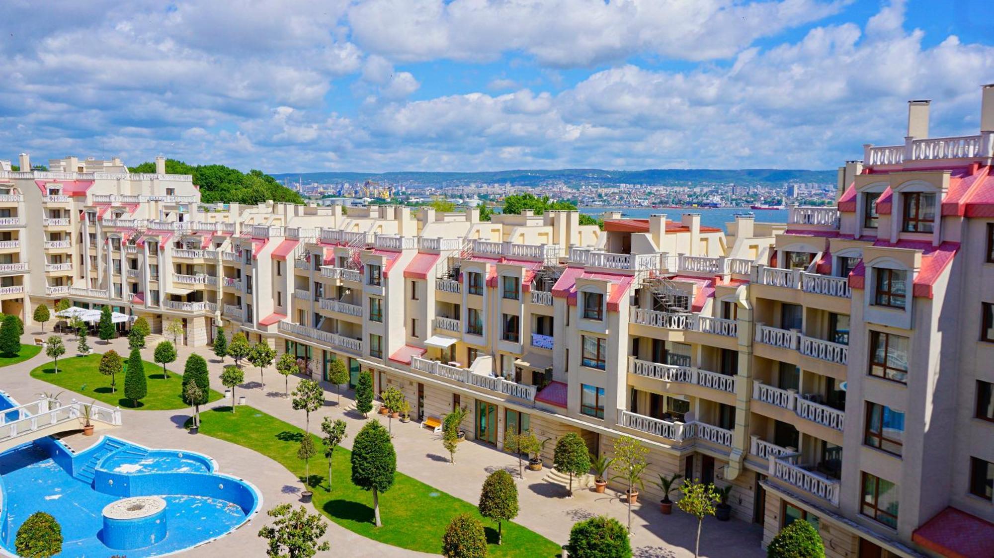 Varna South Apartments on the Beach Exterior photo